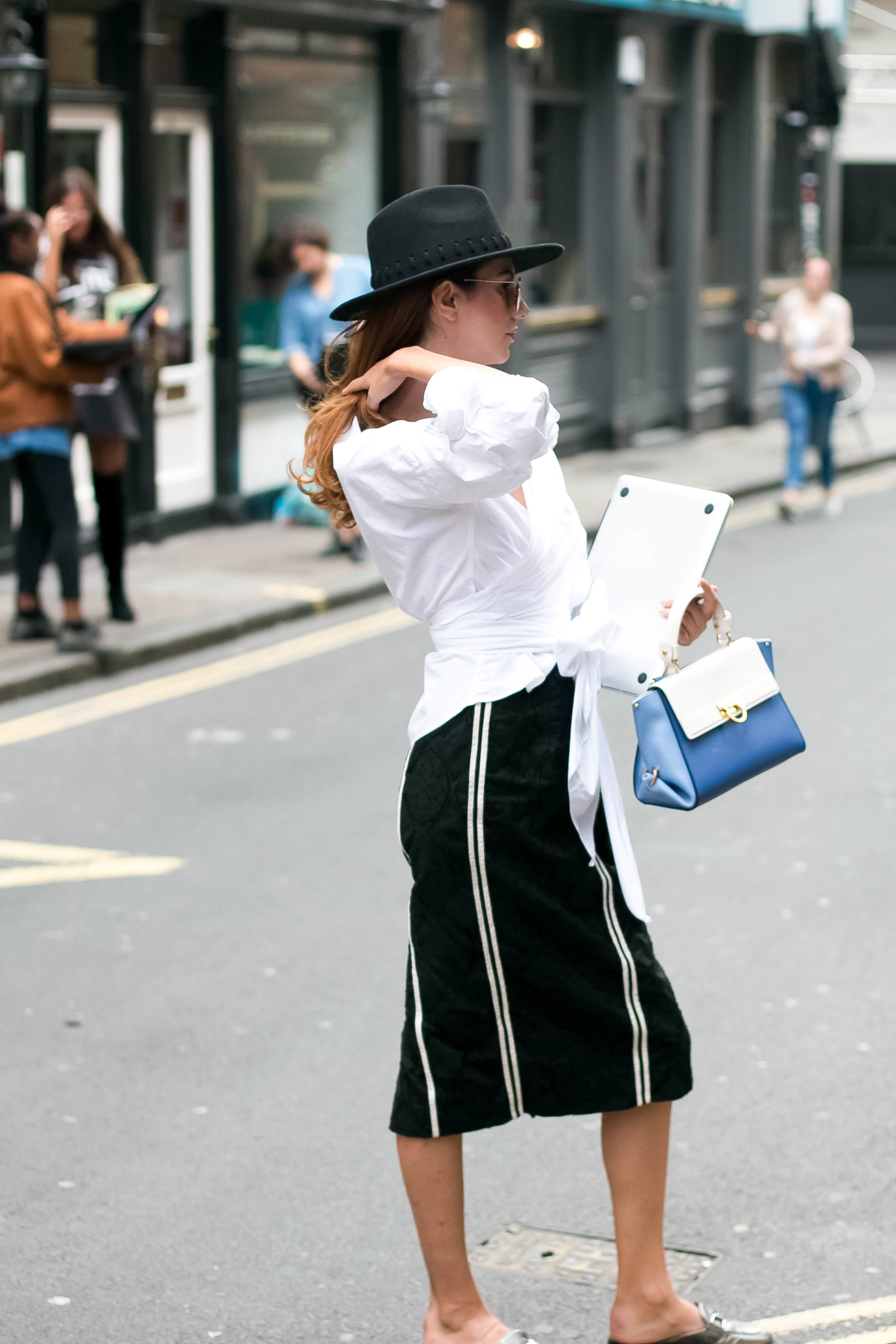 Jordan Taylor C - Lost in London: A 5 Tip Guide to Surviving the City