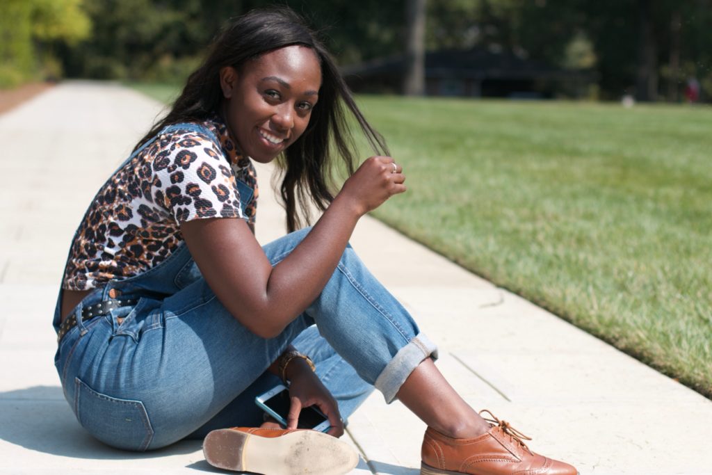 Jordan Taylor C - Mixing Prints and Overalls w/ Madewell