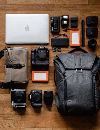 Jordan Taylor C - My Guide to the Best Photography Equipment for Bloggers, My Guide to the Best Photography Equipment for Bloggers, best photography equipment for bloggers, travel photography gear for beginners, photography tips for bloggers, photography gear for beginners, best camera for blogging, best cameras for blogging, cameras for blogging, blogging equipment list, equipment for blogging, photography gear for bloggers